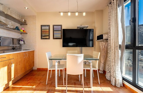 Pradollano Apartment | Apartment 'Diseño A Pie De Pista' with Mountain View and Wi-Fi