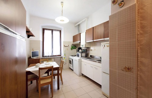 Genoa Apartment | Apartment 'Dolphin House' with Balcony and Wi-Fi