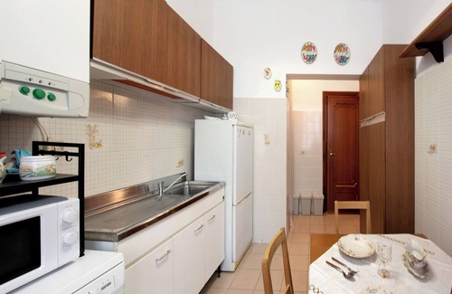 Genoa Apartment | Apartment 'Dolphin House' with Balcony and Wi-Fi