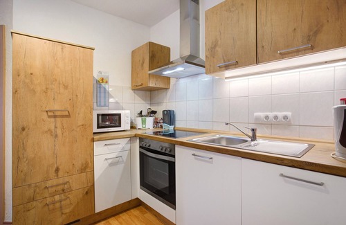 Salem Apartment | Apartment 'Drewitzer See, 40qm' with Private Terrace, Shared Garden and Wi-Fi