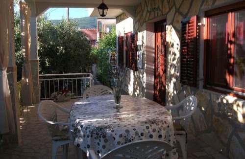 Gornji Karin Apartment | Apartment Dusko
