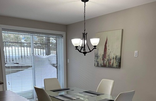 Saint-Emile Apartment | Apartment easy access as a couple or family