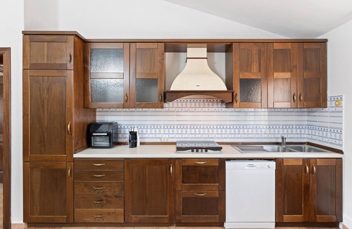 Terralba Apartment | Apartment 'Elena' with Private Garden, Balcony and Air Conditioning