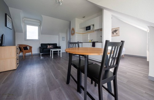 Beauvoir Apartment | Apartment-Ensuite with Shower-Terrace- 5 personnes