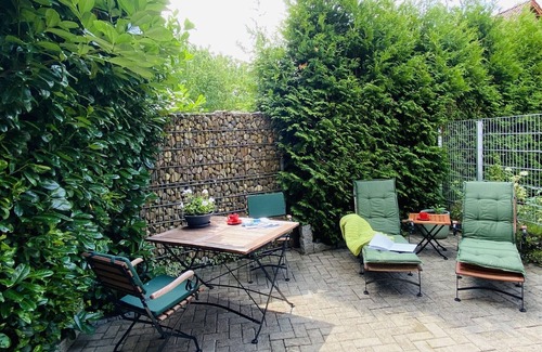 Neustrelitz Apartment | Apartment „Entspannung“ with Private Terrace, Private Garden and Wi-Fi