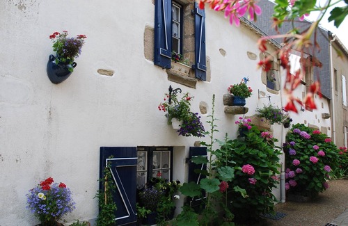 Piriac-sur-Mer Apartment | Apartment facing the sea in Piriac sur Mer. 2023 stage town for the Solitaire du Figaro.