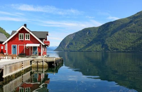 Vik Apartment | Apartment Fagerdalsnipi by Interhome