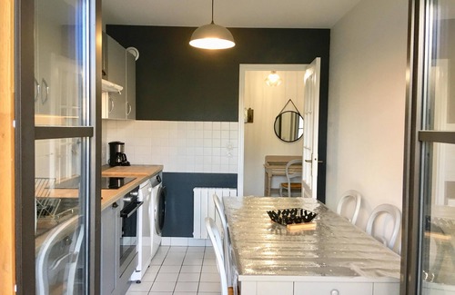 Chartres Apartment | Apartment-Family-Wet room-Garden View