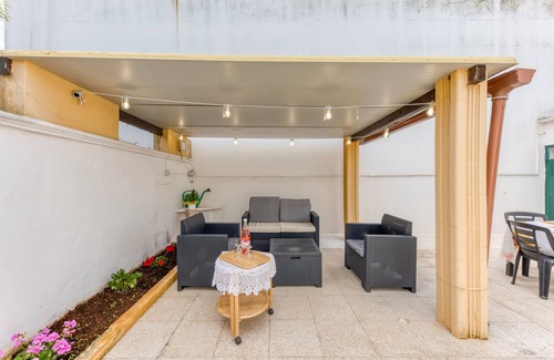 Surano Apartment | Apartment 'Fefè' with Private Terrace, Wi-Fi and Air Conditioning
