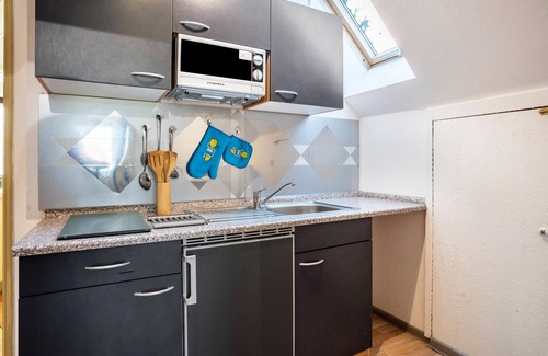 Trollenhagen Apartment | Apartment 'Ferienwohnung Über 2 Etagen' with Private Garden, Balcony and Wi-Fi