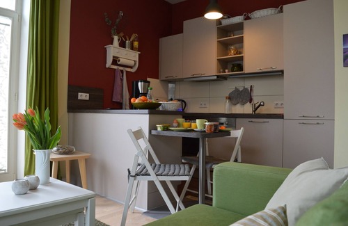 Old Town Apartment | Apartment 'Ferienwohnung Truding' with Balcony and Wi-Fi