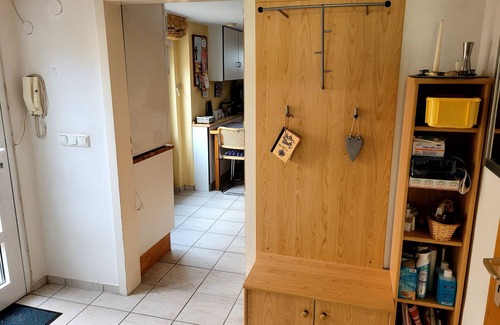 Pfaffendorfer Hohe Apartment | Apartment 'Ferienwohnung Brixius' with Private Terrace, Private Garden and Wi-Fi