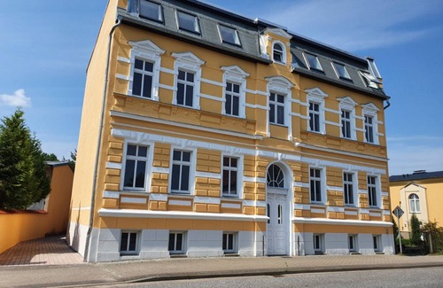 Lychen Apartment | Apartment 'Ferienwohnung Eg Links - Lychen' with Lake View, Shared Terrace and Wi-Fi