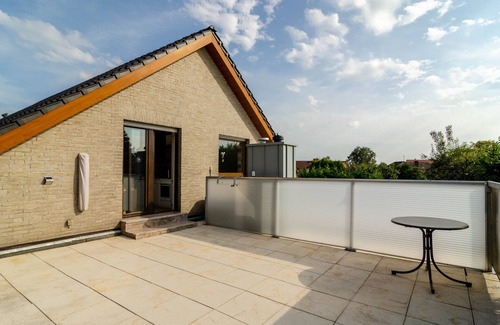 Surwold Apartment | Apartment 'Ferienwohnung Bodenstein' with Private Terrace and Wi-Fi