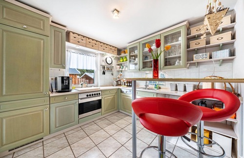 Altenhain Apartment | Apartment 'Fewo Energiepunkt Am Planitzwald' with Private Terrace, Private Garden and Wi-Fi