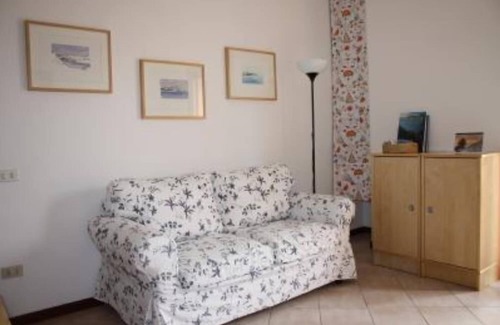 Cargiago Apartment | Apartment/flat - GhiffaHouse with garden
