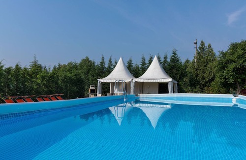 Sud Apartment | Apartment for 3 people in the village with garden