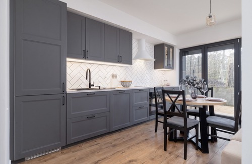 Modlniczka Apartment | Apartment for 4 in Kraków by Renters