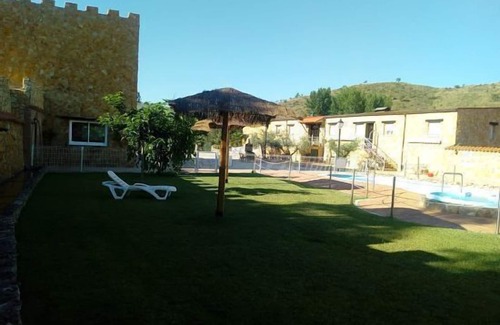 Ateca Cottage | Apartment for 4 people in a rural complex with pool and garden