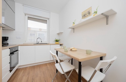 Bialoleka Apartment | Apartment for 4 people with balcony | Parking