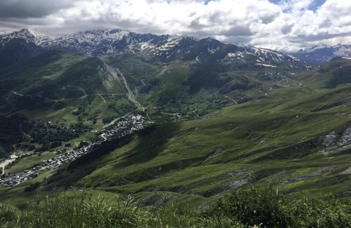 Saint-Sorlin-d'Arves Apartment | Apartment in Saint-Sorlin near Ski Resort