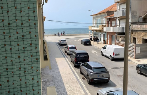 Furadouro Apartment | Apartment 'Furadouro 2 with Sea View' with Sea View, Balcony and Wi-Fi