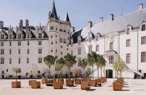 Bellevue - Chantenay - Sainte-Anne Apartment | Apartment Gallery BotanicArt in Trentemoult
