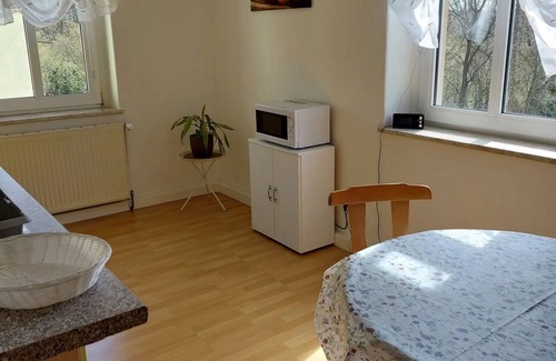 Doebeln Apartment | Apartment 'Giesis Wohlfühloase' with Shared Terrace, Private Garden and Wi-Fi