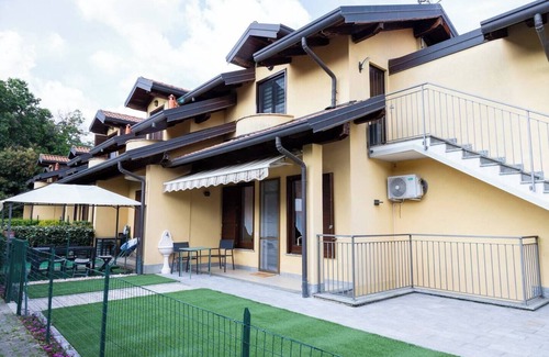 Sumirago Apartment | Apartment Giulia