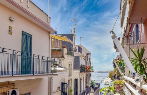 Aci Trezza Apartment | Apartment Gondar Studio by Interhome