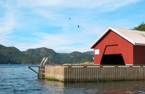 Spangereid Apartment | Apartment Grønsfjord - SOW418 by Interhome