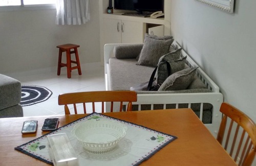 Pitangueiras Apartment | Apartment Guaruja Flat