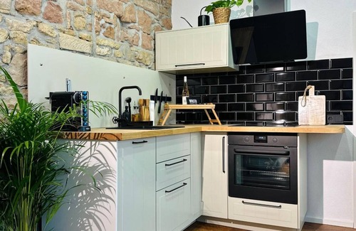 Bad Duerkheim Apartment | Apartment 'Heimat - Bad Dürkheim' with Wi-Fi