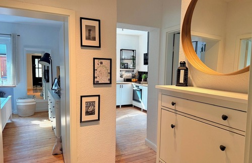 Emden Apartment | Apartment 'Herrentor' with Private Terrace, Private Garden and Wi-Fi