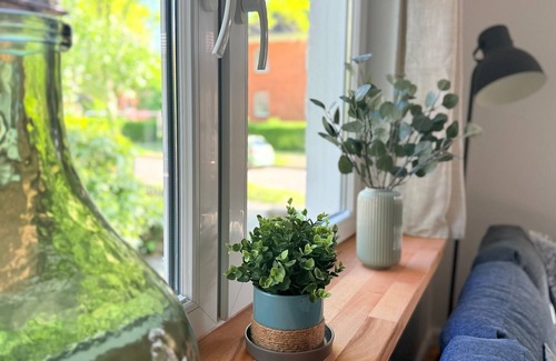 Emden Apartment | Apartment 'Herrentor' with Private Terrace, Private Garden and Wi-Fi