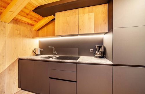 Caines Apartment | Apartment 'Huetterhof Herbischt' with Mountain View, Private Terrace and Wi-Fi