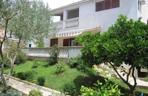 Sveti Filip i Jakov Apartment | Apartment in Sveti Filip i Jakov with Seaview, Balcony, Air condition, Dishwasher (836-2)