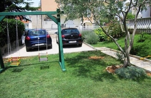 Sveti Filip i Jakov Apartment | Apartment in Sveti Filip i Jakov with Seaview, Balcony, Air condition, Dishwasher (836-2)