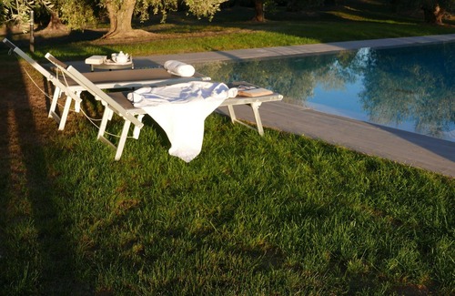 Colle di Val d'Elsa Villa | Apartment in villa with WIFI, pool, A/C, TV, patio, panoramic view, parking, close to San Gimignano