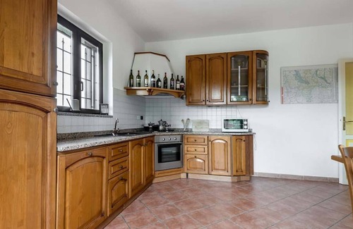 Francia-Casella Apartment | Apartment "il Loggione" Villa I Due Padroni, with pool