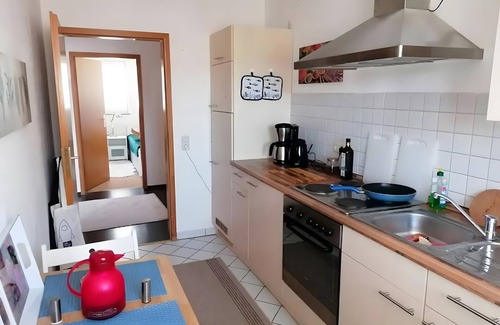 Gohren Apartment | Apartment 'Im Ostseebad Göhren' with Balcony and Wi-Fi