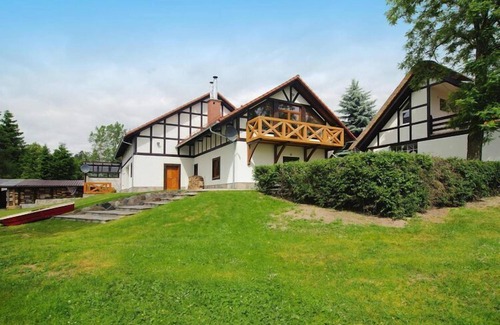 Bytow Apartment | Apartment in a fantastic location just 20 m from Lake Boruja in Rekowo