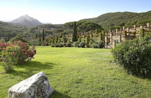 Bagnaia Apartment | Apartment in Bagnaia near Gulf of Portoferraio