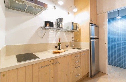 Barceloneta Apartment | Apartment In Barceloneta, close to the beach