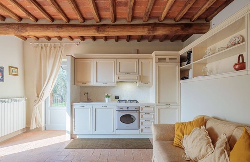 Camaiore Apartment | Apartment in Camaiore with 2 bedrooms sleeps 4