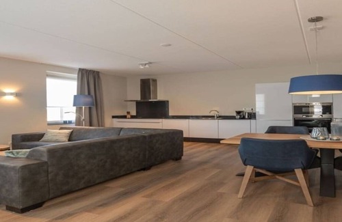 Colijnsplaat Apartment | Apartment in Colijnsplaat near Lake and Sauna
