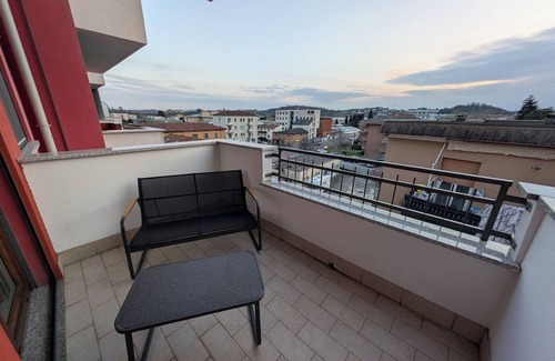 Albate Apartment | Apartment in Como
