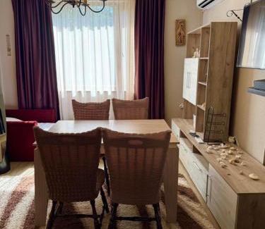 Obzor Apartment | Apartment in Desi's house