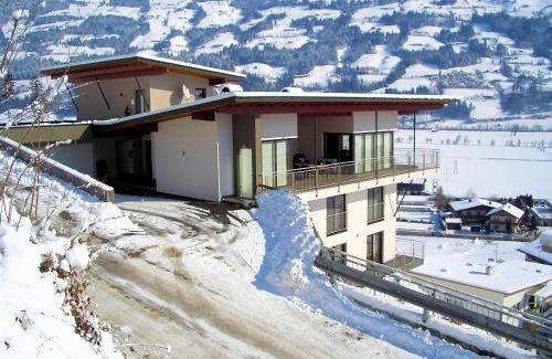 Fuegen Apartment | Apartment in Fügen near Spieljoch Ski