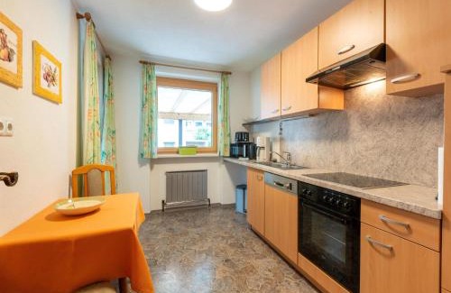 Fuegen Apartment | Apartment in Fügen near Spieljochbahn